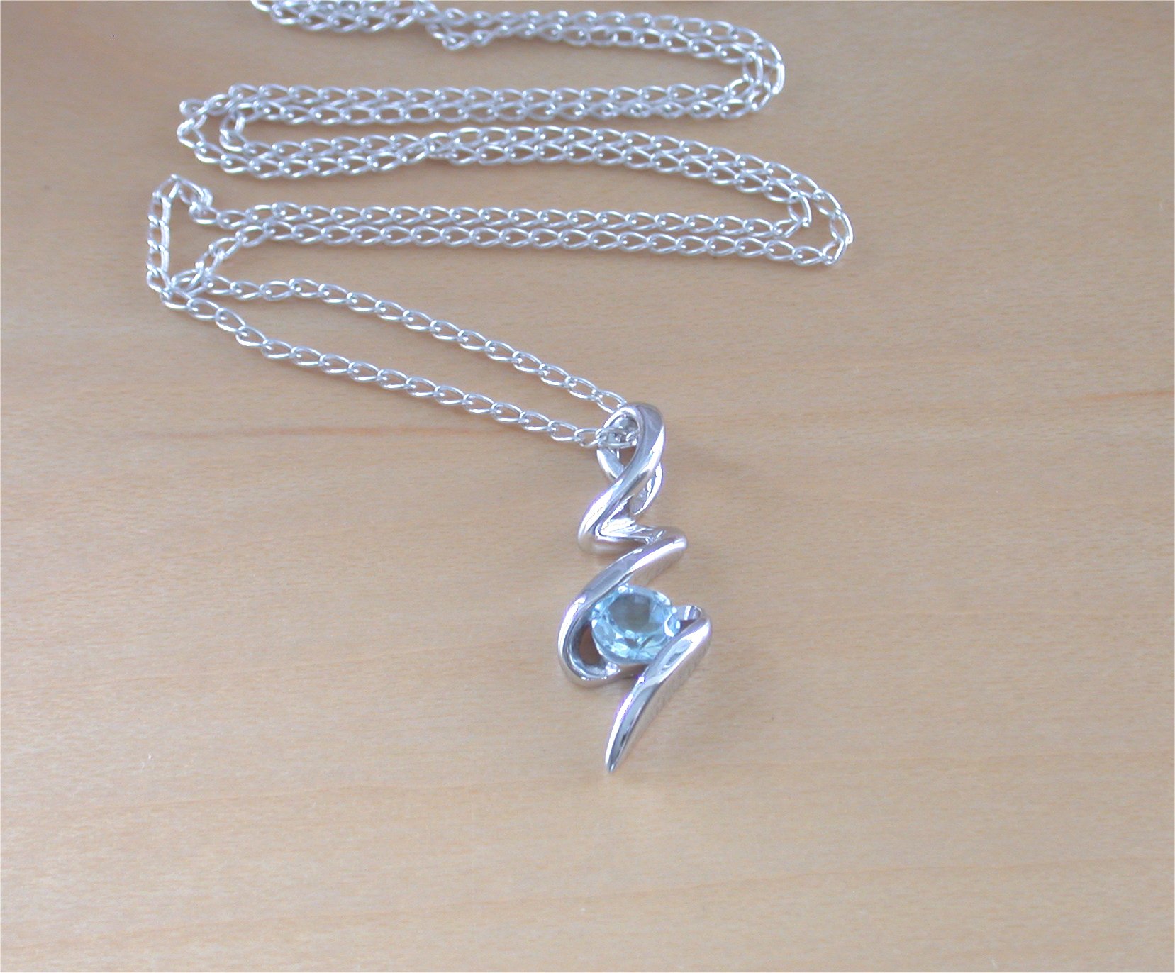 Details about  / Sterling Silver Pink//Blue Topaz Pendant Necklace *NWB* SW156
