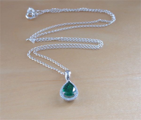 emerald & cz necklace uk
