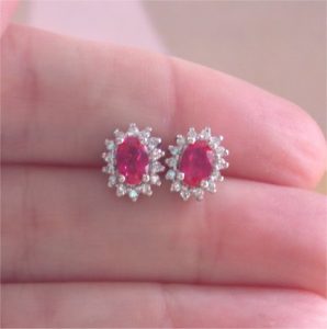 Boucles D'oreilles Argent Sterling Rubis CZ - Stud - Juillet - Neuf Avec étiquettes