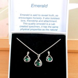 Emerald Gemstone Necklace & Earrings