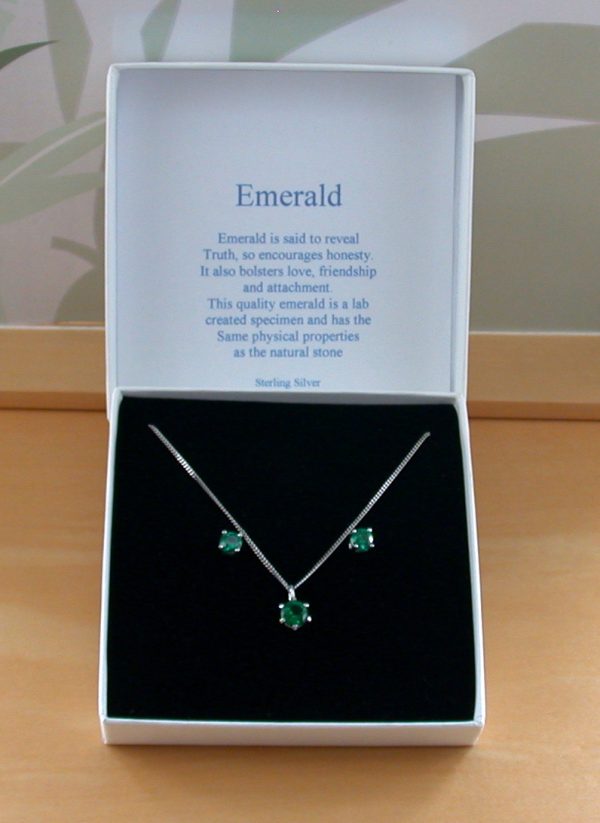 Emerald Necklace and Earrings UK