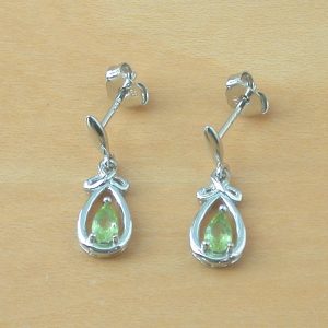 sterling silver peridot Celtic earrings
