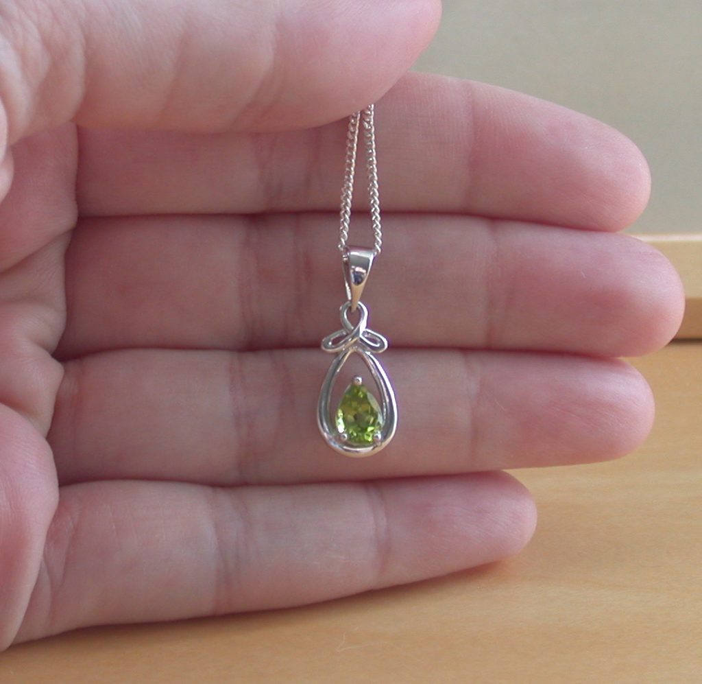Sterling Silver Peridot Pendant & Chain Peridot NecklaceUK