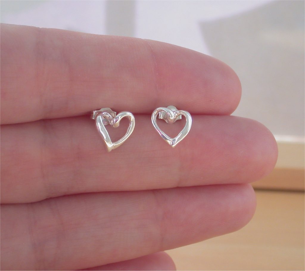 925 Sterling Silver Rhodium Plated Heart Stud Earring For Women