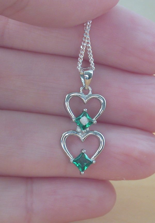 emerald heart pendant