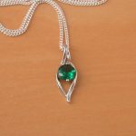 emerald necklace uk