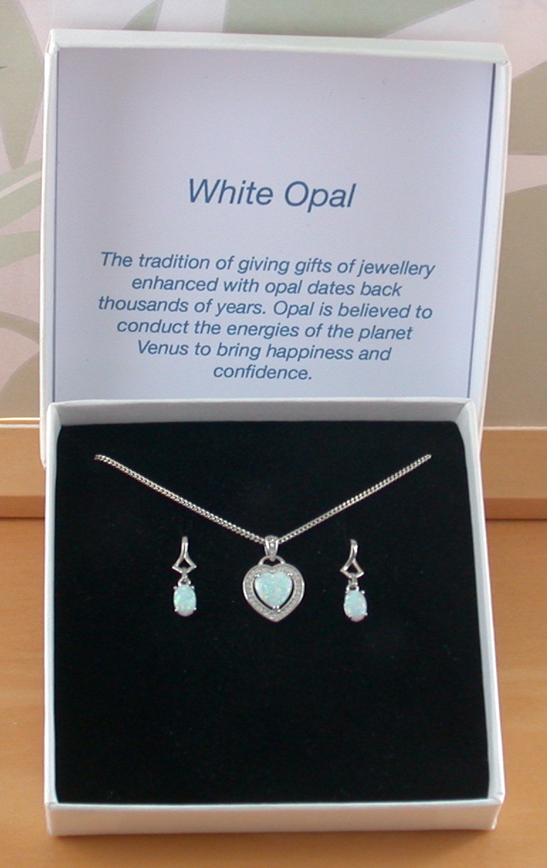 opal necklace and earrings uk