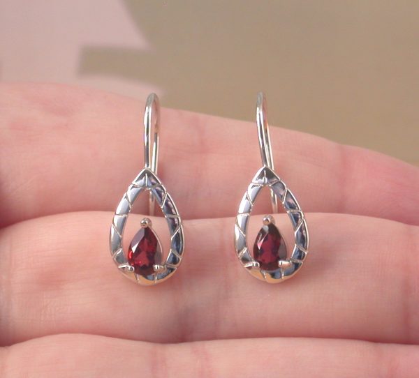 garnet gemstone earrings