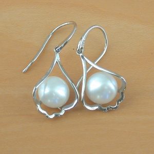white freshwater pearl earrings