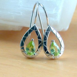 sterling silver peridot earrings uk