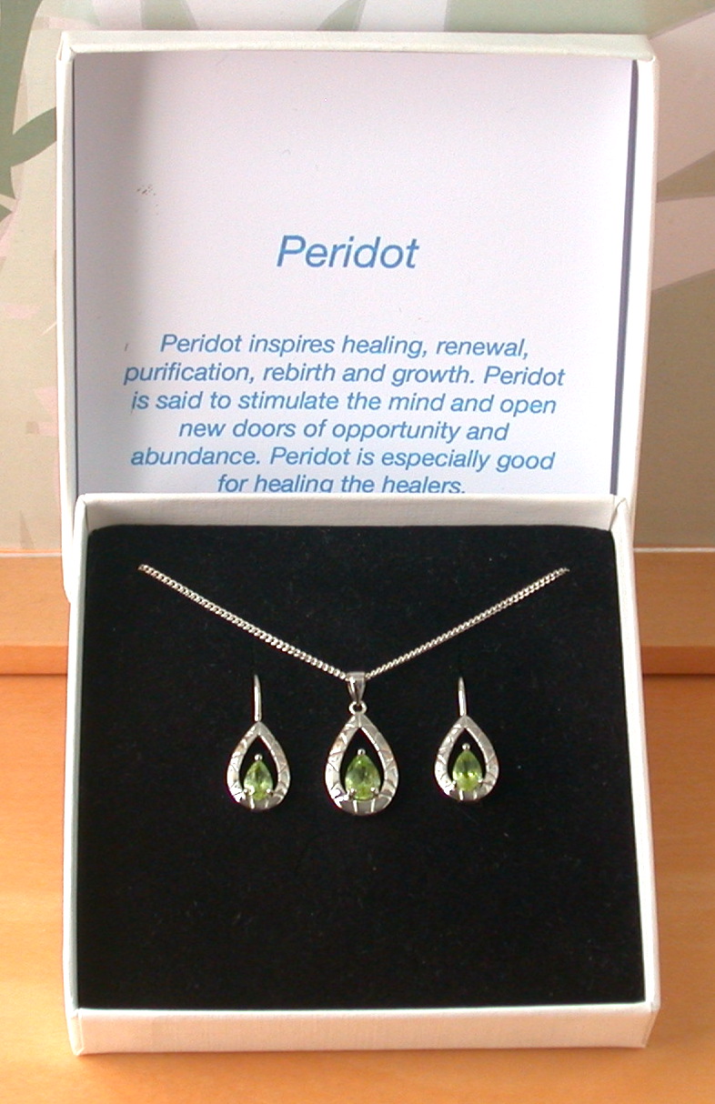 peridot necklace and earrings
