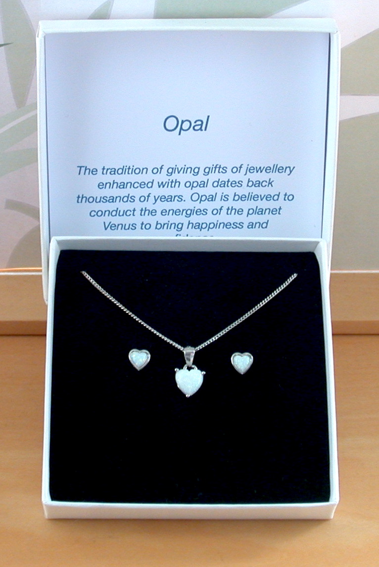 opal heart necklace and earrings uk