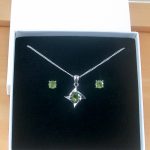 peridot star necklace and studs