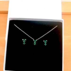 emerald rectangle necklace and earrings