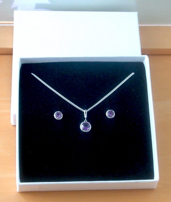 amethyst necklace and earrings uk