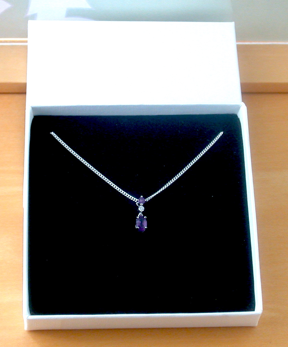 amethyst necklace uk