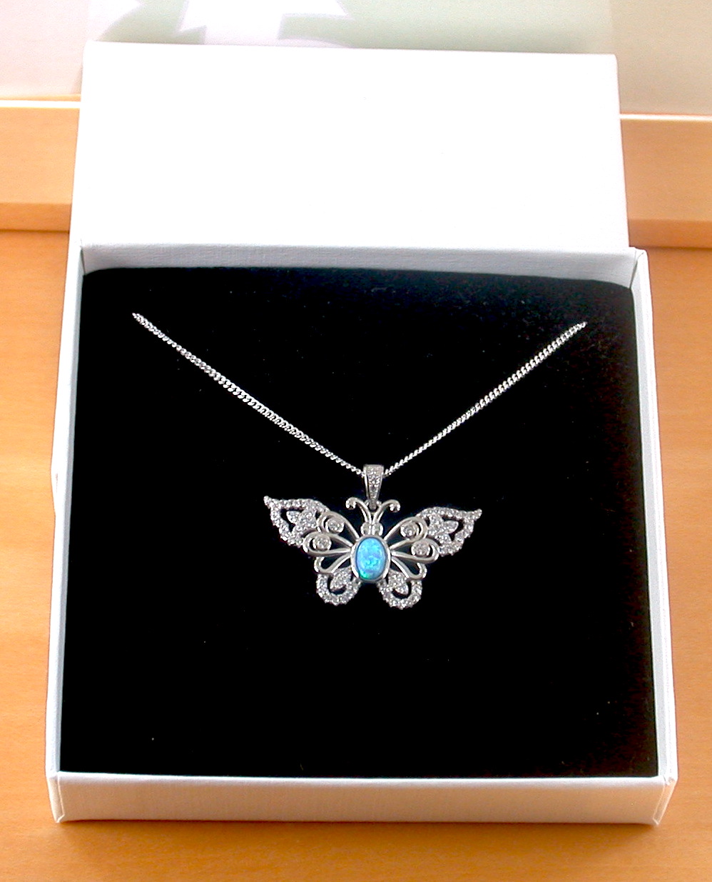 butterfly neclace in gift box
