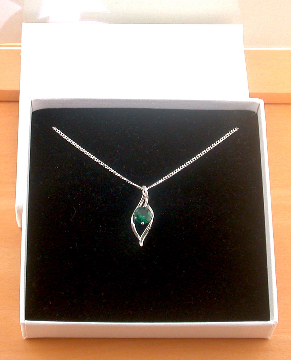 emerald necklace in gift box uk