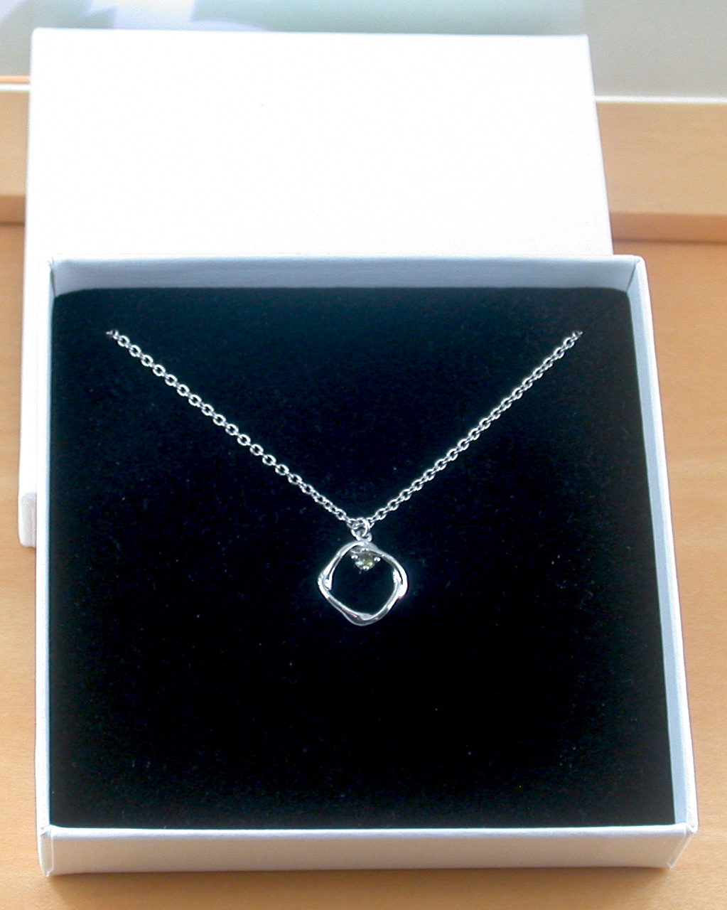 peridot necklace in gift box